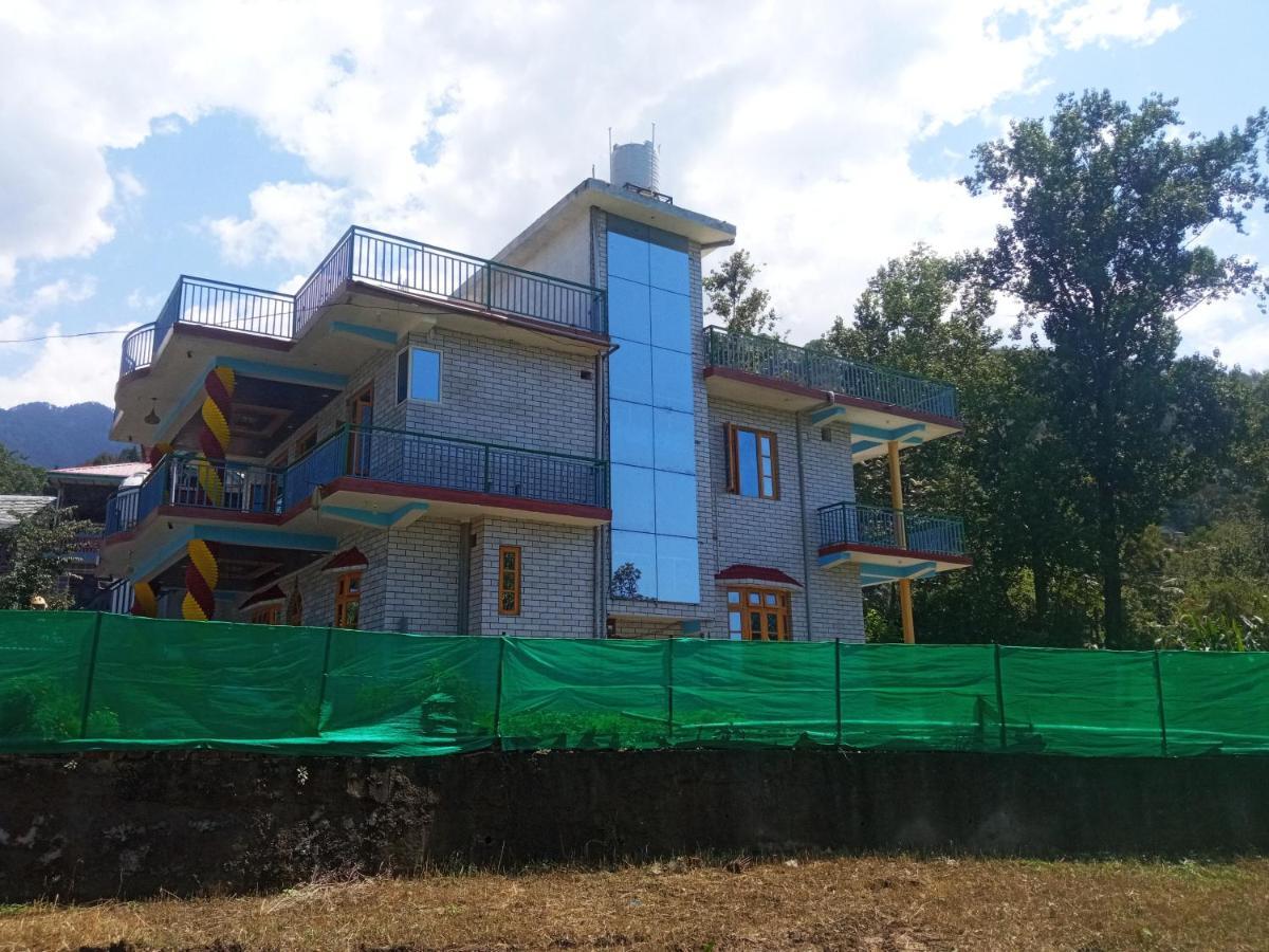 Travelodge Homestay บีร์ ภายนอก รูปภาพ